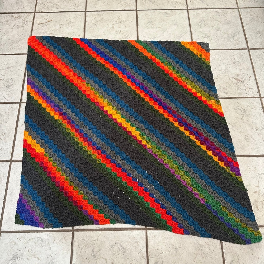 Handmade Crochet Rainbow Stripe Throw Blanket C2C Diagonal Afghan 48x48 Gray